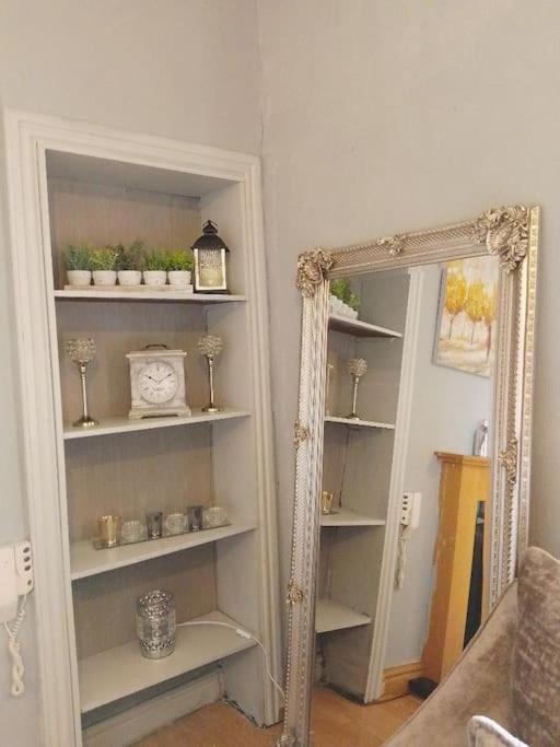 Lovely 2 Bedroom Apartment In Heart Of Данди Экстерьер фото